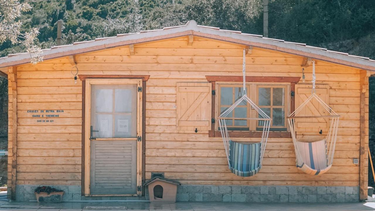 Chalet Sa Petra Ruja - Gadu E Tremene Синискола Екстериор снимка