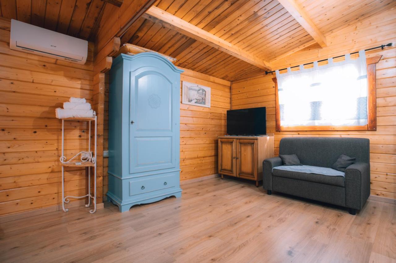 Chalet Sa Petra Ruja - Gadu E Tremene Синискола Екстериор снимка